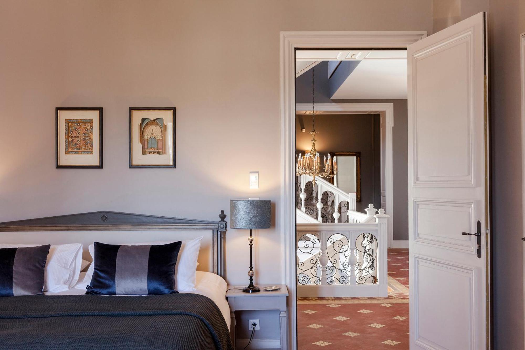 Château St Pierre de Serjac Puissalicon Quarto foto