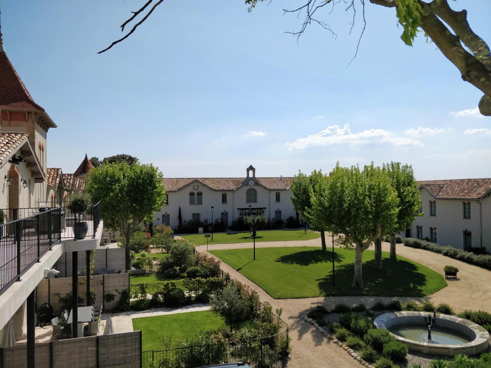 Château St Pierre de Serjac Puissalicon Exterior foto